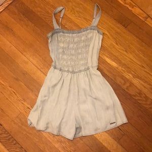 Light jeans romper 💙